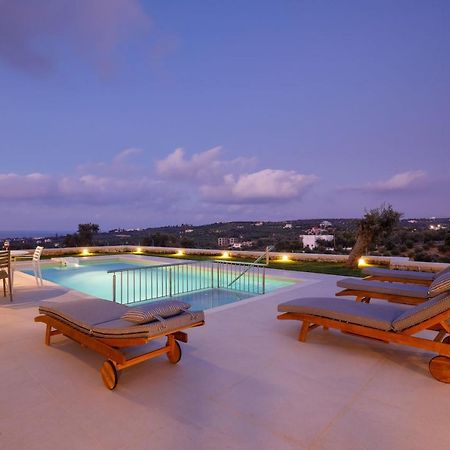Apartment Tilio - New Apartment With Private Pool 1400M From The Beach ريثيمنو المظهر الخارجي الصورة